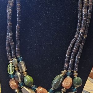 Alisa D necklace Style N00023-BHANA, multicolor stones;  greens, browns, grays.